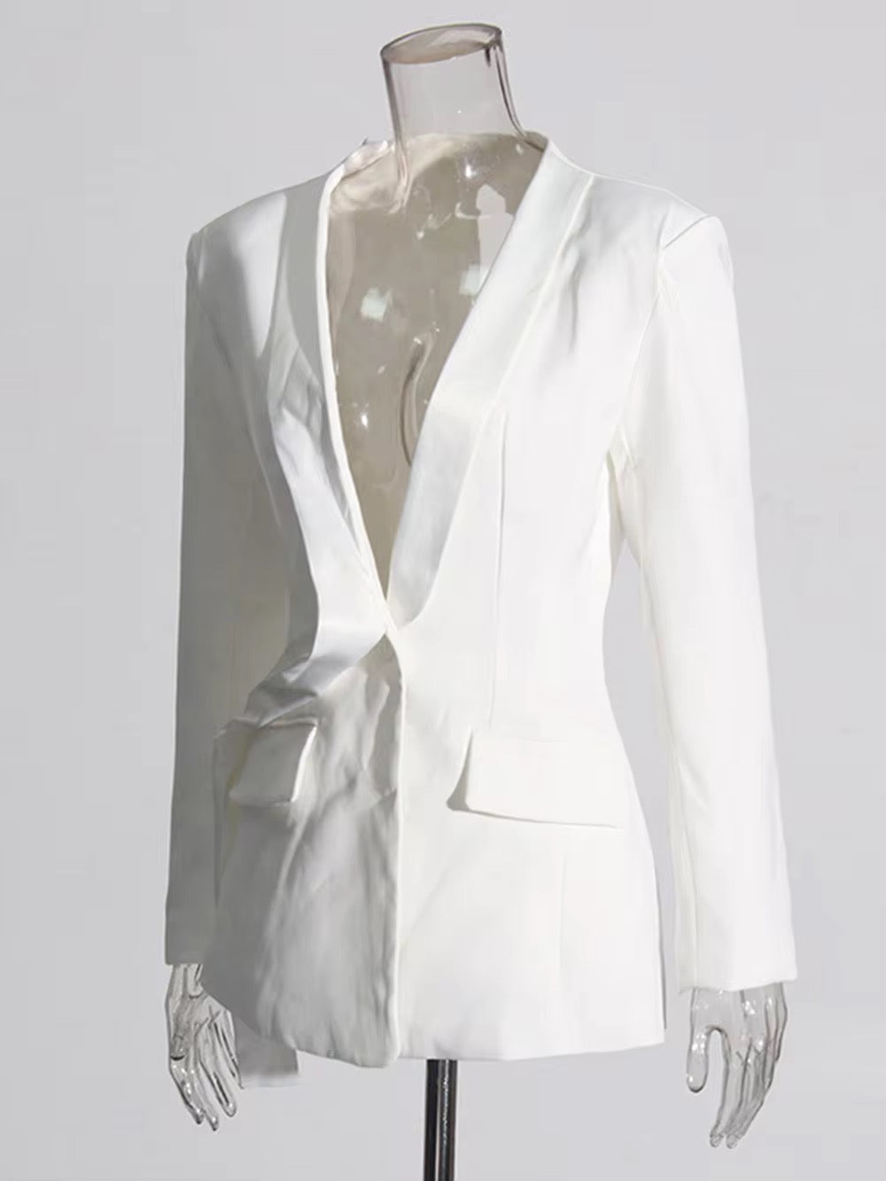 White Slim Elegant Long Sleeved blazer