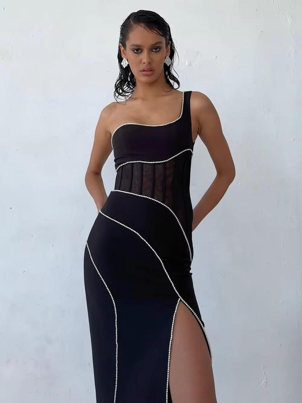 Sleeveless One Shoulder Diamond Tight Maxi Bandage Dress