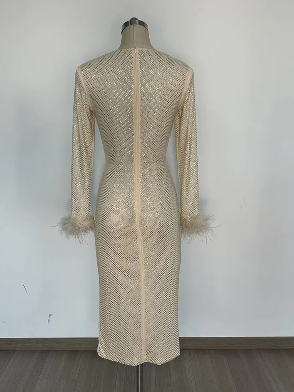 O Neck Long Sleeve Diamond Feathers Bodycon Midi Dress