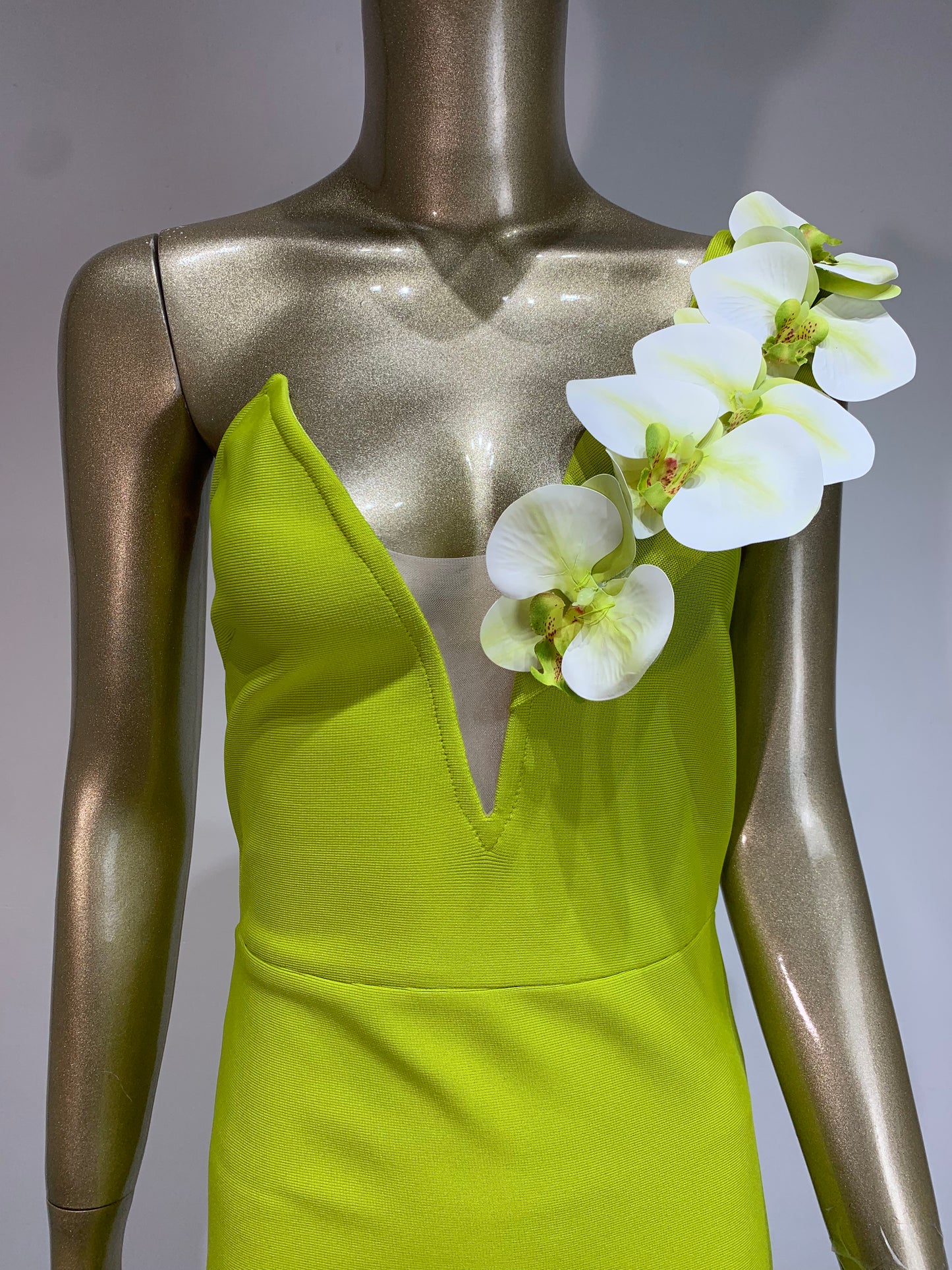 Alia flower bandage dress