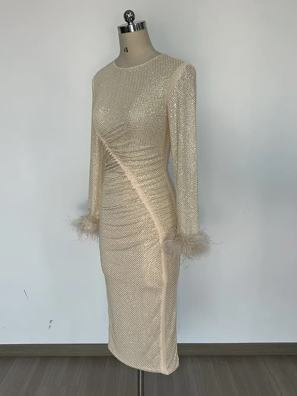 O Neck Long Sleeve Diamond Feathers Bodycon Midi Dress