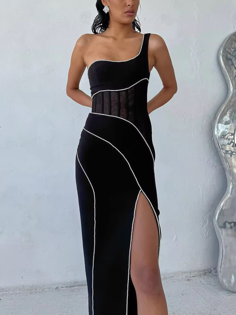 Sleeveless One Shoulder Diamond Tight Maxi Bandage Dress