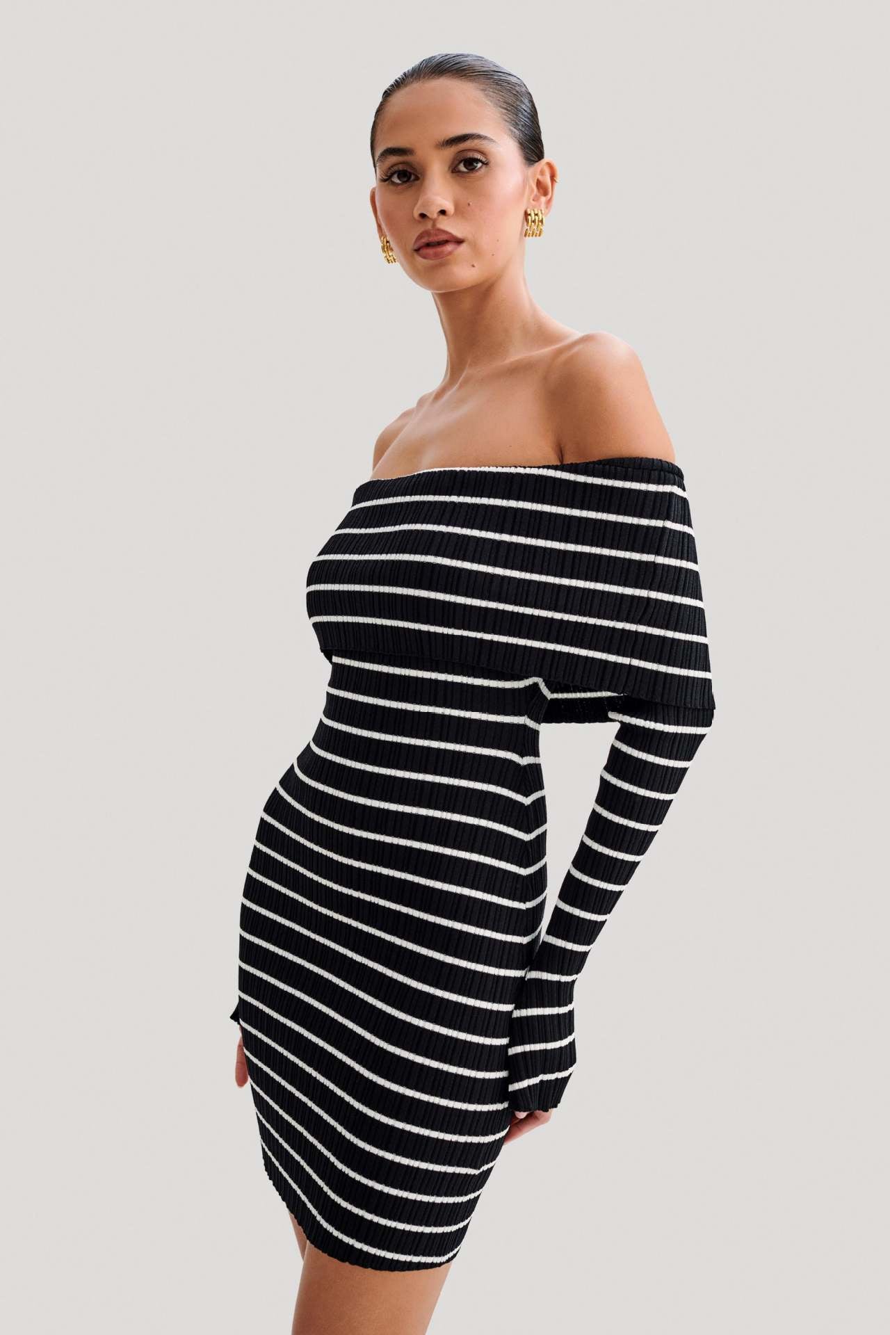 Off Shoulder Striped Long Sleeve Off Shoulder Collar Knit Casual Short Dress