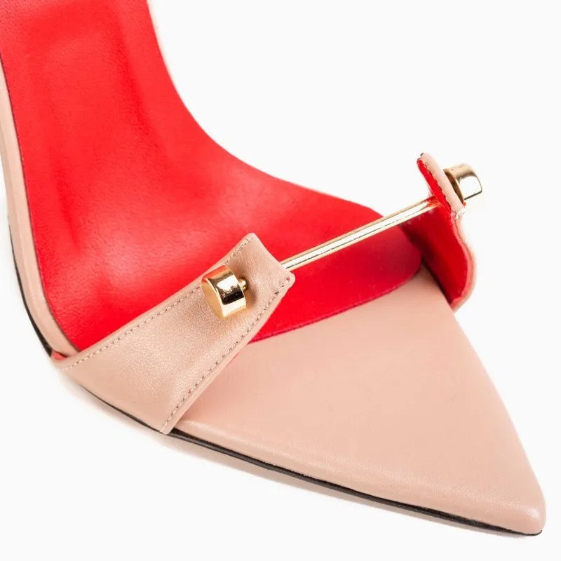 Pointed Toe One Button Metal Heel REBECATHELABEL