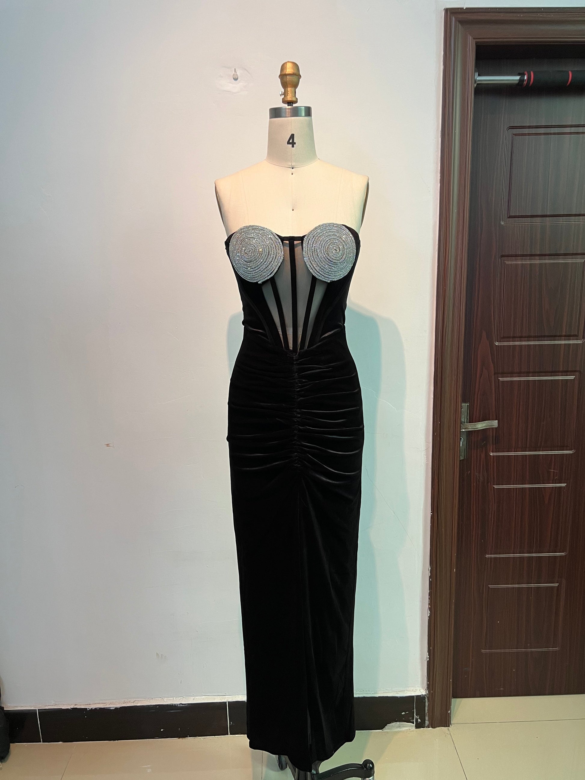 Pretty black dress REBECATHELABEL